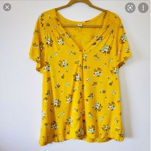 Old navy button down shirt